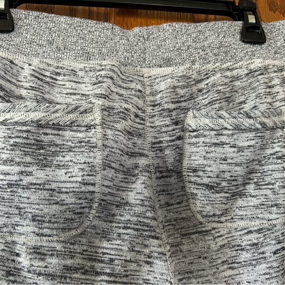 Athleta joggers - Picture 7 of 8